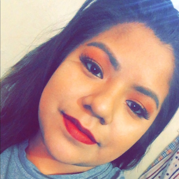 Meet your Posher, Guadalupe - Picture 1 of 1